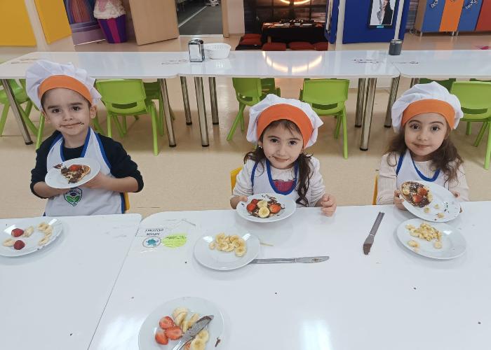 MİNİK ŞEFLERİMİZLE WAFFLE YAPTIK