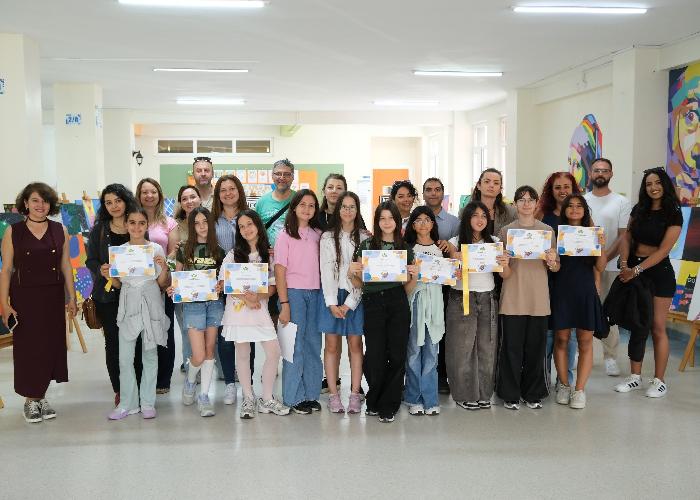 5. SINIF AKRİLİK KULÜBÜ SERGİSİ AÇILDI