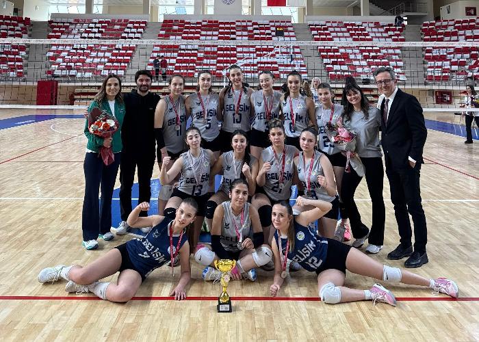 GENÇ B KIZ VOLEYBOL TAKIMIMIZ İL İKİNİCİSİ