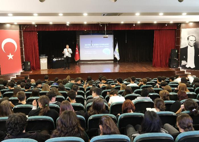 KARİYER YOLCULUĞUNDA İLHAM VEREN BULUŞMA